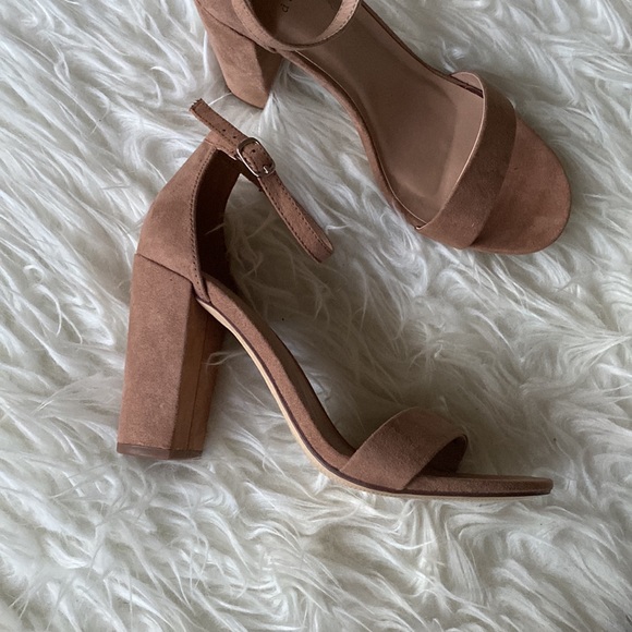 TARGET Tan Sandal Heels - Picture 3 of 4